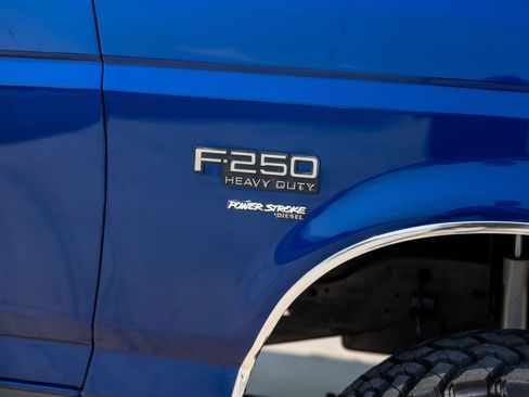 Used 1997 Ford F250 4x4 Regular Cab Heavy Duty image 23