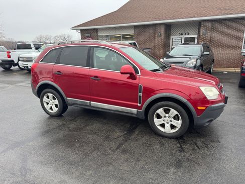 Used 2013 Chevrolet Captiva Sport LS image 3