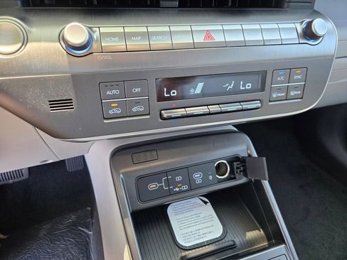 New 2026 Hyundai Kona Limited FWD image 17