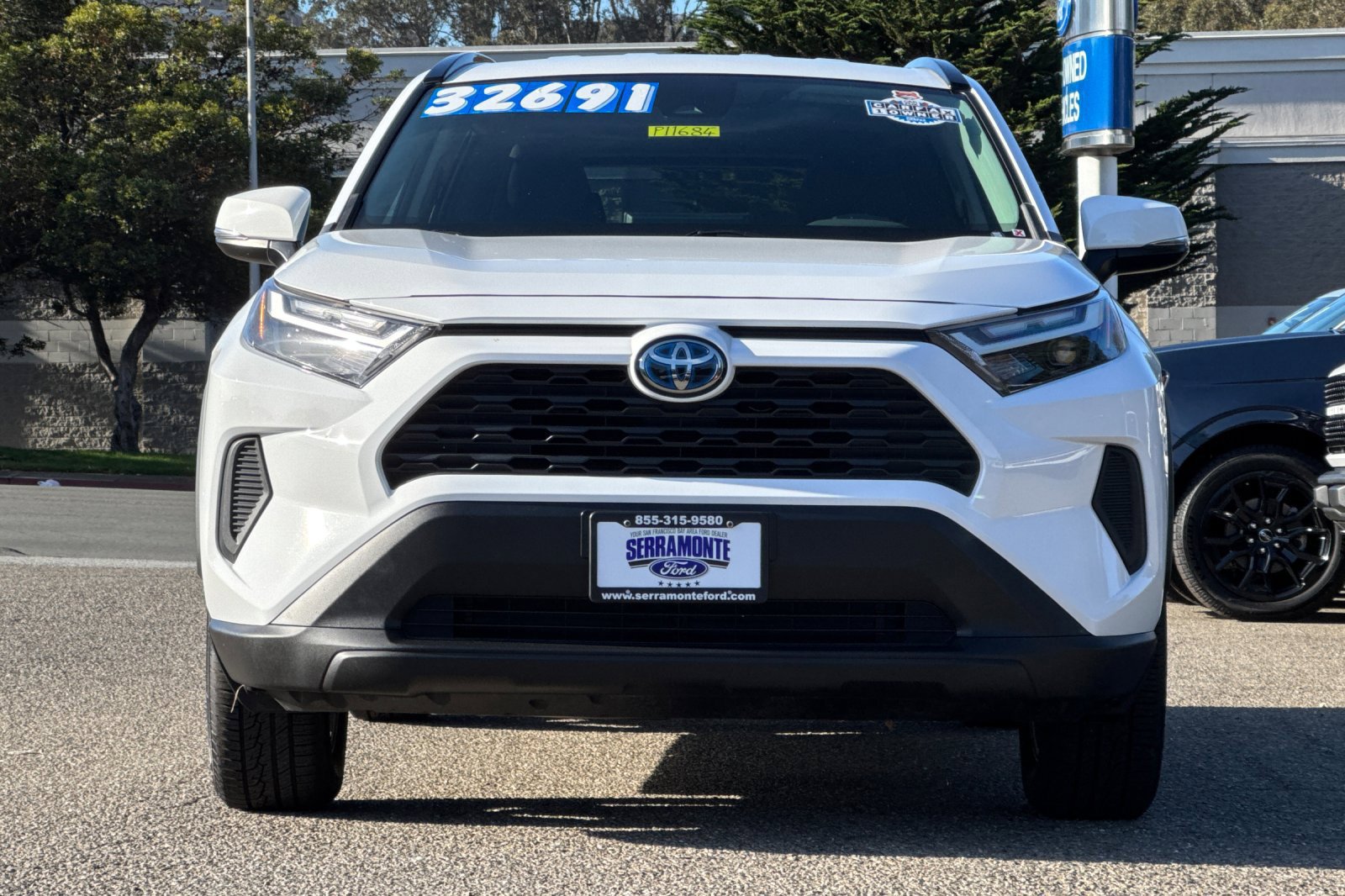 Used 2023 Toyota RAV4 XLE w/ XLE Grade Weather Package AWD/4WD image 13