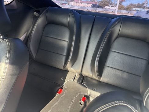 Used 2020 Ford Mustang GT RWD image 9