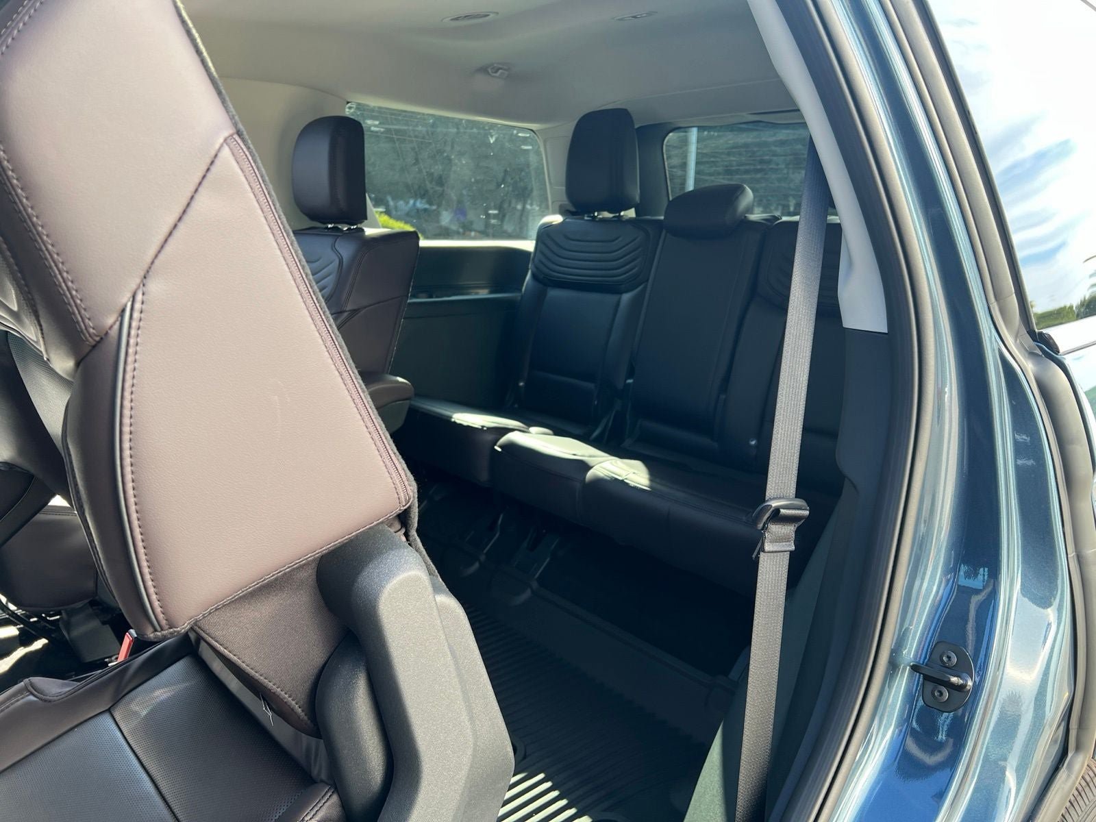 New 2027 Ford Expedition Platinum w/ Platinum Ultimate Package AWD/4WD image 15