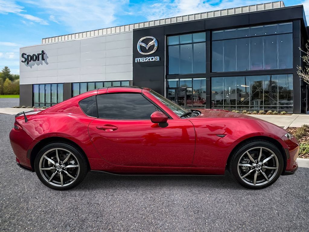 Used 2022 MAZDA MX-5 Miata RF Grand Touring w/ Appearance Package RWD image 2