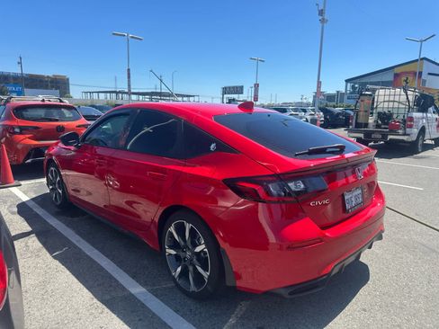 Used 2025 Honda Civic Sport Touring image 9