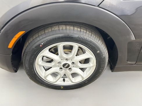 Used 2017 MINI Cooper Clubman ALL4 image 37