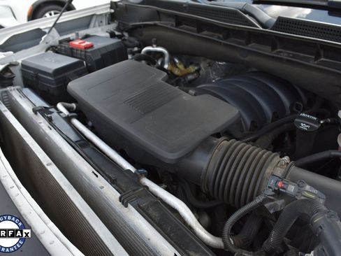 Used 2021 Cadillac Escalade ESV Premium Luxury w/ LPO, Illumination Package image 41