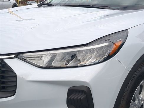 Used 2025 Ford Escape Active image 10