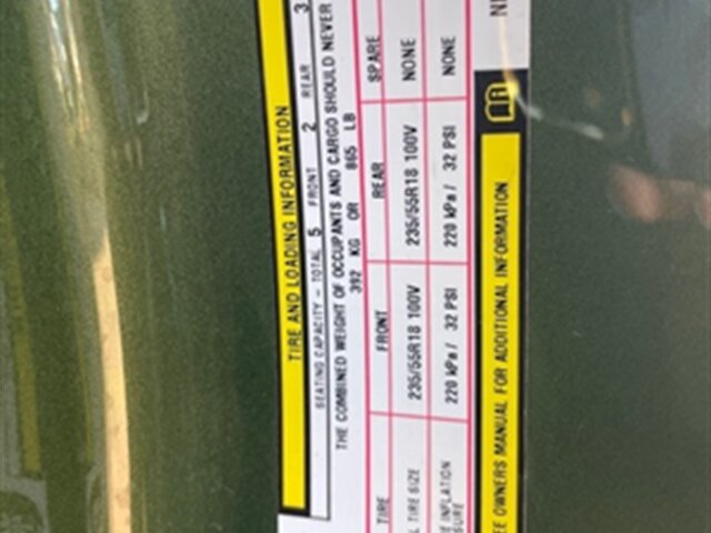 Used 2022 Dodge Challenger SXT RWD image 13
