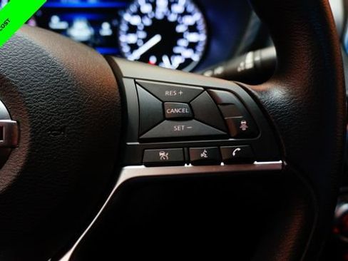 Certified 2023 Nissan Sentra SV FWD image 22