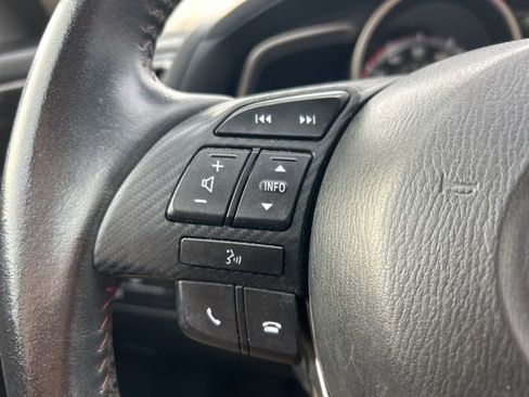 Used 2014 MAZDA MAZDA3 i Grand Touring image 22