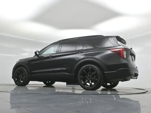 Certified 2022 Ford Explorer ST-Line w/ Class IV Trailer Tow Package image 53