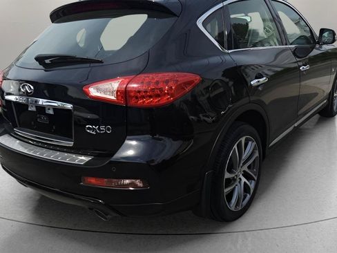 Used 2017 INFINITI QX50 AWD w/ Premium Plus Package image 6