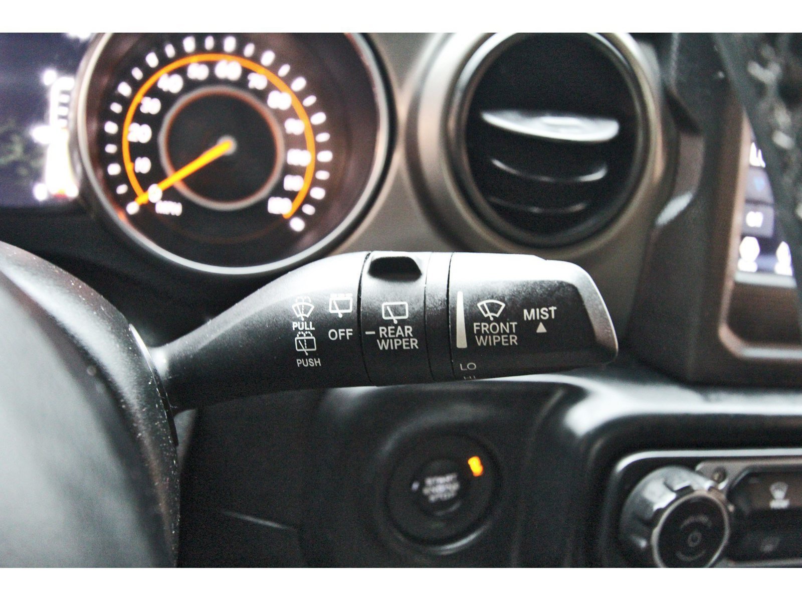 Used 2019 Jeep Wrangler Unlimited Sport S AWD/4WD image 22