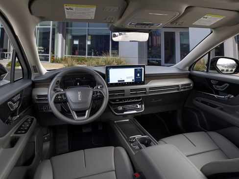 New 2026 Lincoln Corsair Reserve image 9