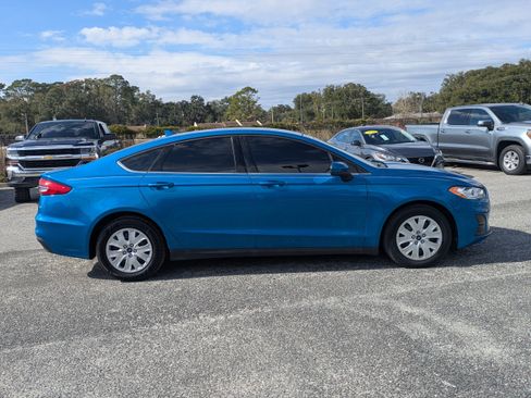 Used 2020 Ford Fusion S FWD image 3