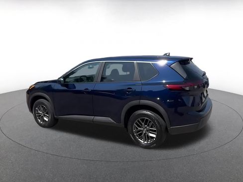 Used 2026 Nissan Rogue SV AWD/4WD image 8
