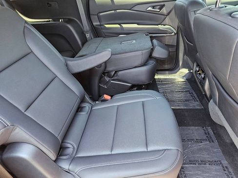 New 2026 Chevrolet Traverse LT w/ Driver Confidence Package FWD image 12