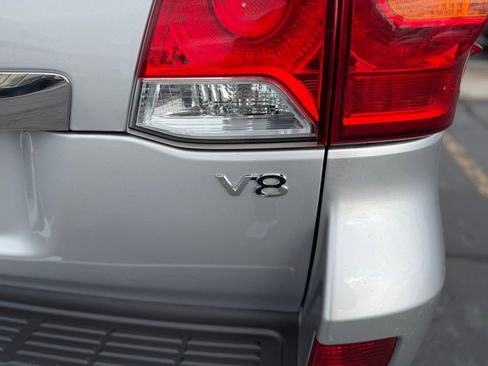 Used 2013 Toyota Land Cruiser image 8