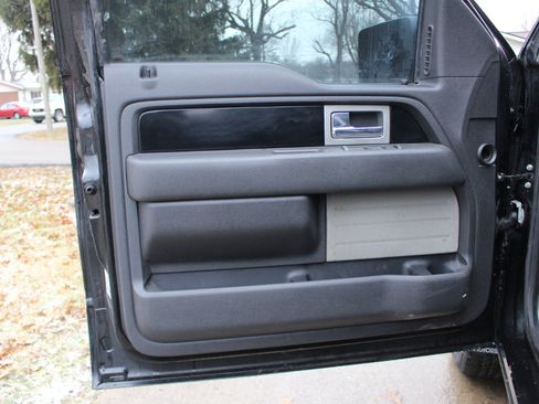 Used 2012 Ford F150 FX4 w/ FX Luxury Pkg image 12