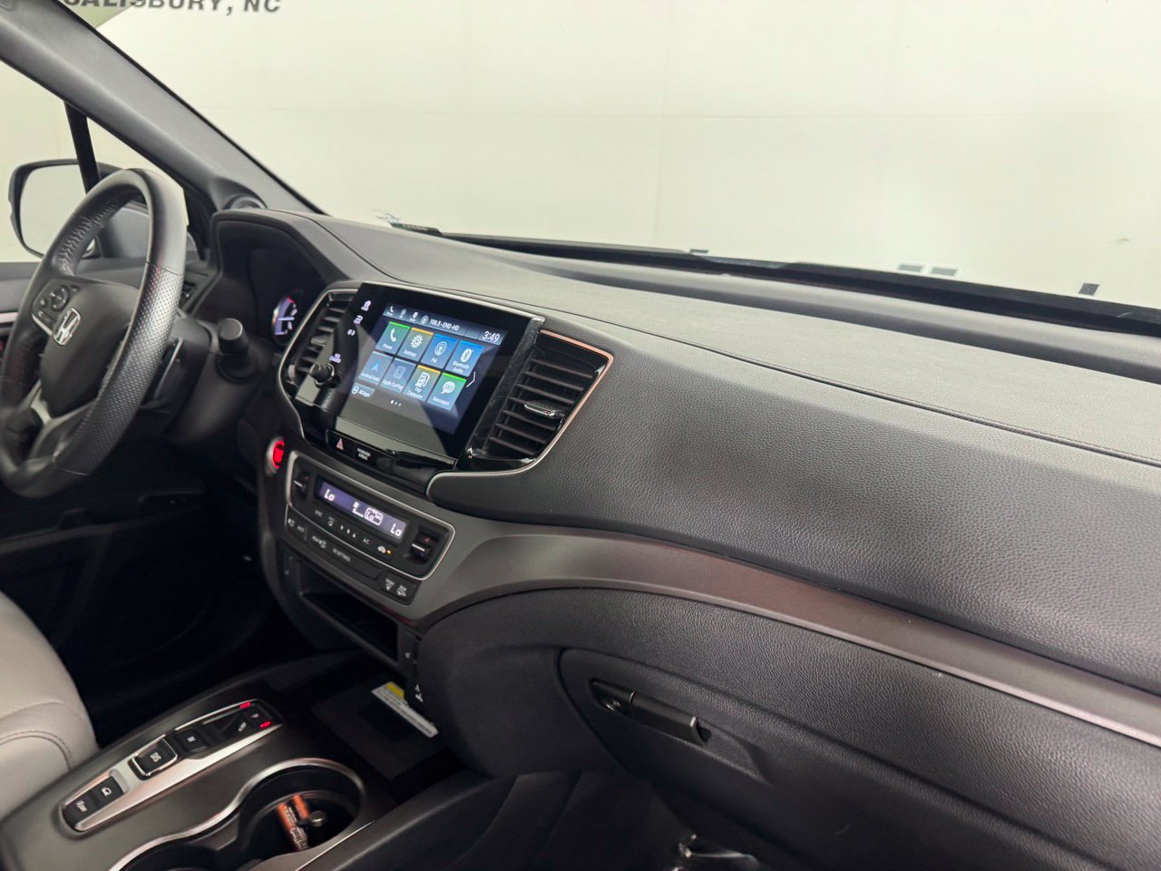 Used 2022 Honda Passport EX-L image 32