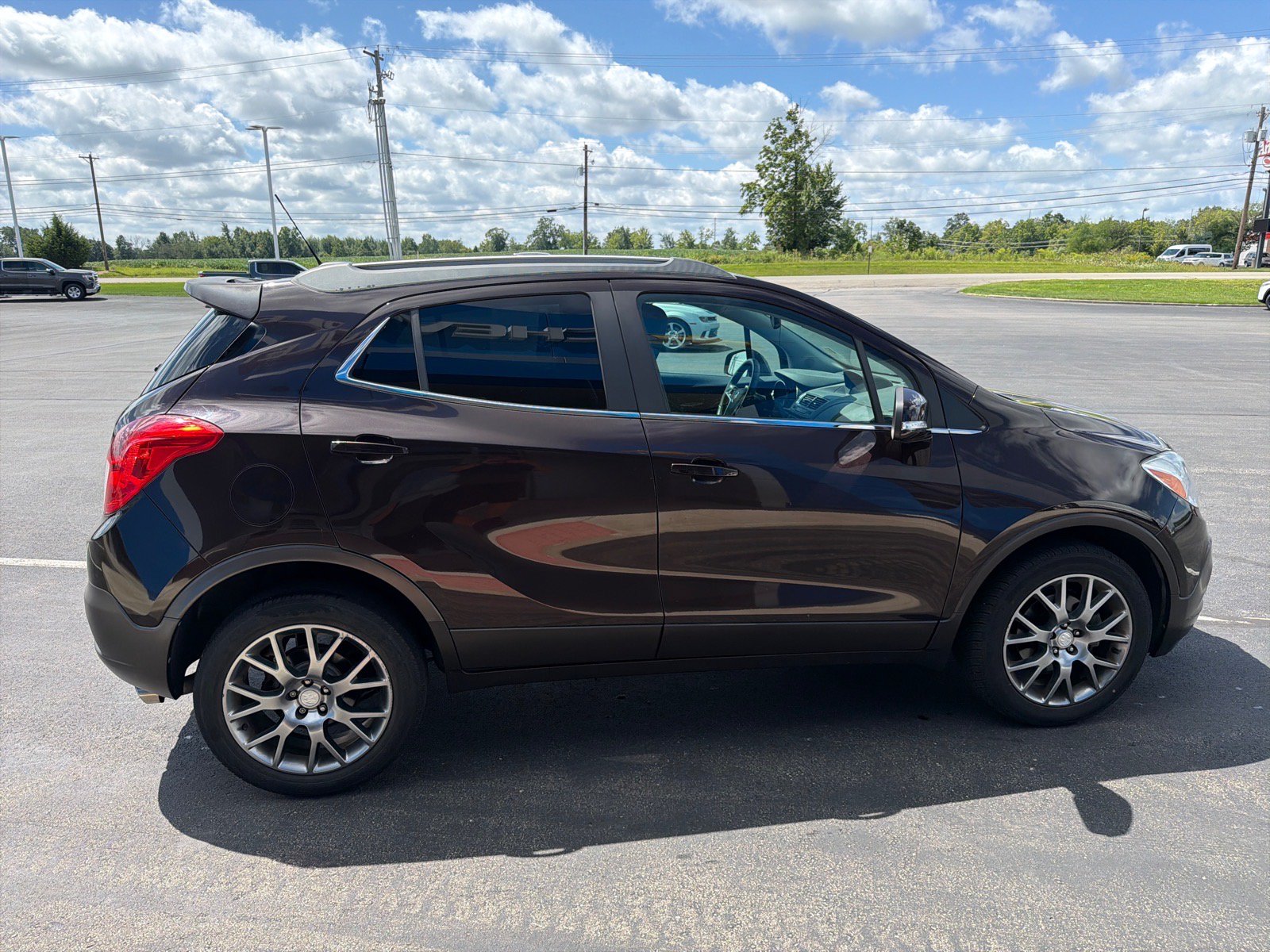 Used 2016 Buick Encore Sport Touring AWD/4WD image 5