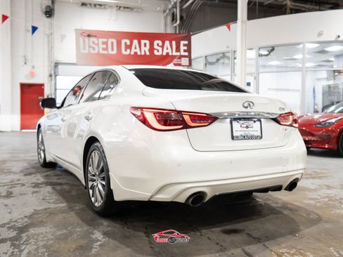 Used 2018 INFINITI Q50 Luxe w/ Sensory Package (Luxe) image 5