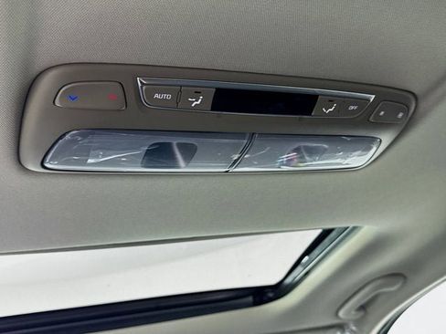 New 2025 Kia Telluride S image 28