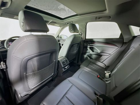 New 2025 Audi Q5 Premium Plus image 4