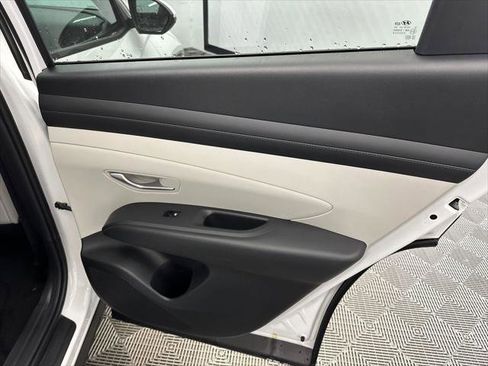 New 2026 Hyundai Tucson SEL image 17
