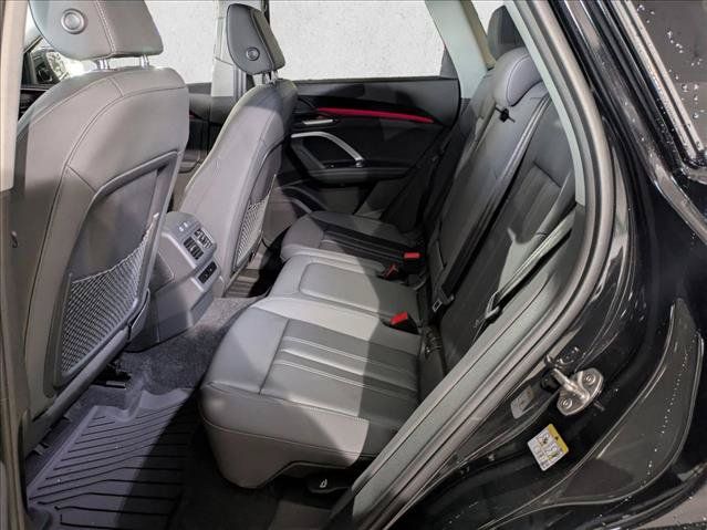 New 2025 Audi Q5 Premium w/ Convenience Package AWD/4WD image 17