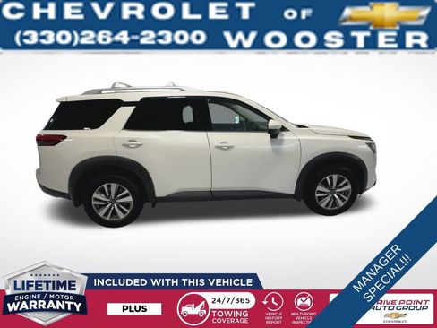 Used 2023 Nissan Pathfinder SL image 10