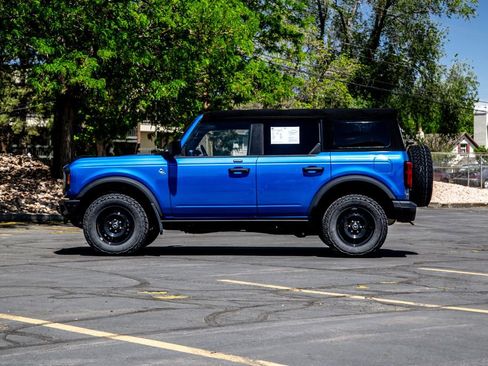Used 2021 Ford Bronco Black Diamond AWD/4WD image 2