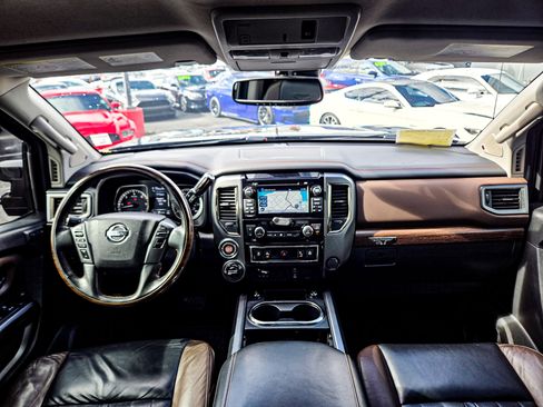 Used 2016 Nissan Titan Platinum Reserve image 17