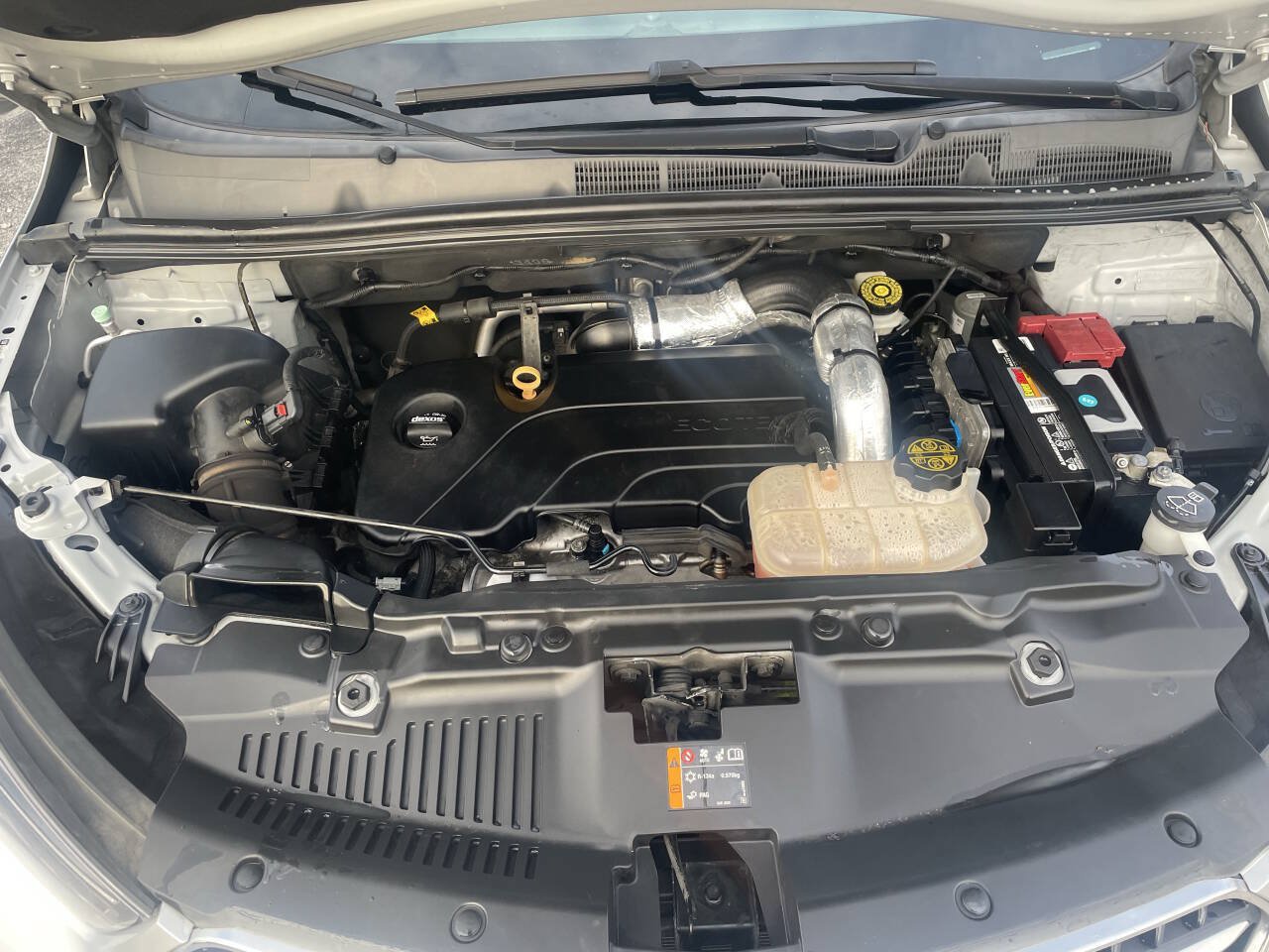 Used 2019 Buick Encore Essence FWD image 14