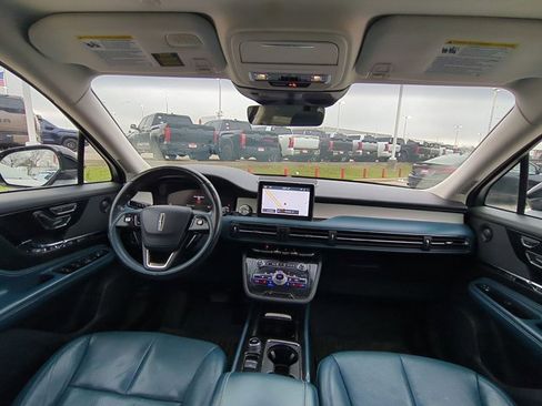 Used 2020 Lincoln Corsair Reserve w/ Equipment Group 201A image 13