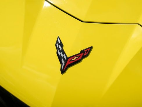 Used 2023 Chevrolet Corvette Z06 w/ Engine Appearance Package RWD image 8