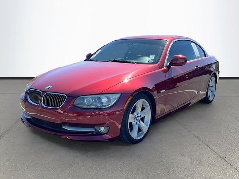 Used 2011 BMW 328i Convertible image 3