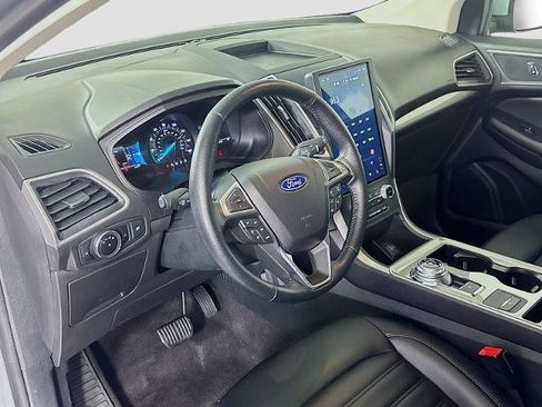 Certified 2023 Ford Edge SEL AWD/4WD image 9