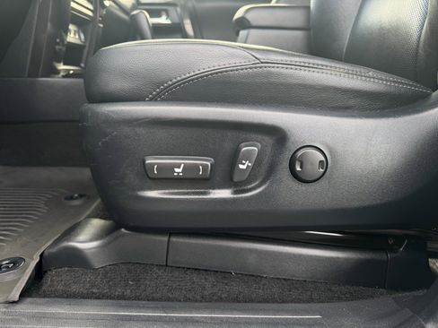 Used 2021 Toyota 4Runner Nightshade image 11