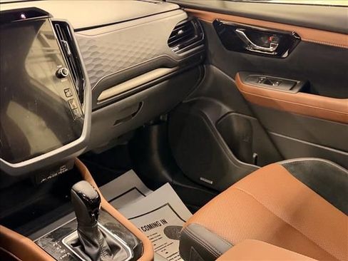 Used 2025 Subaru Forester Touring image 12