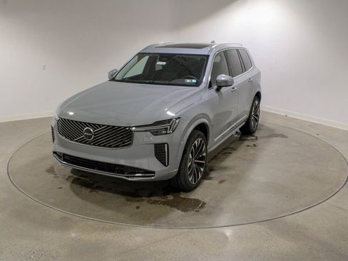 New 2026 Volvo XC90 B5 Plus w/ Protection Package image 1