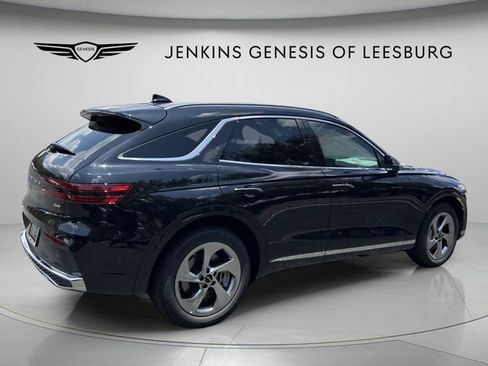 New 2026 Genesis GV70 2.5T Advanced w/ G1 Accessory Package AWD/4WD image 5