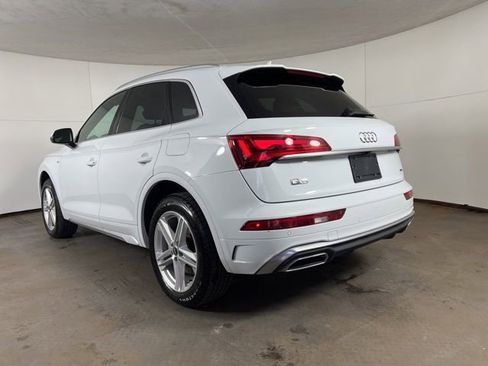 Used 2022 Audi Q5 e Premium AWD/4WD image 5