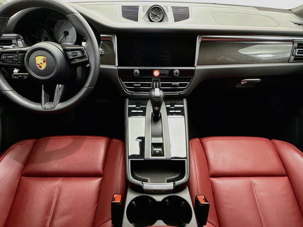 Certified 2022 Porsche Macan S AWD/4WD image 15