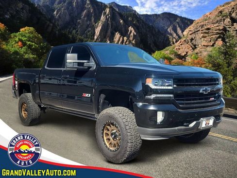 Used 2017 Chevrolet Silverado 1500 LTZ Z71 w/ LTZ Plus Package AWD/4WD image 1