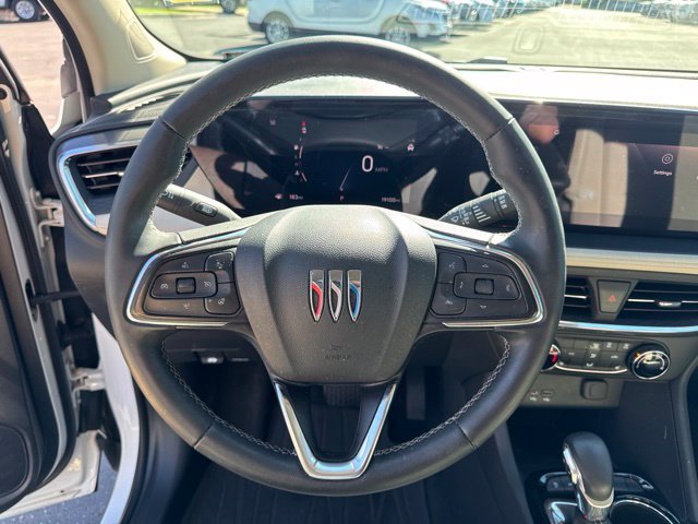 Used 2024 Buick Encore GX Preferred w/ Comfort Package AWD/4WD image 15