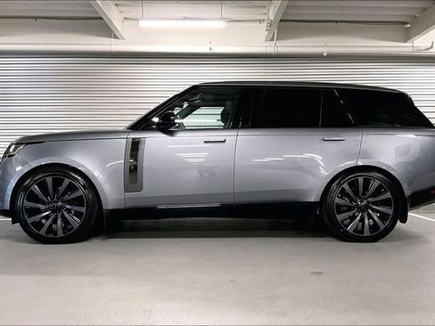 New 2026 Land Rover Range Rover SV image 3
