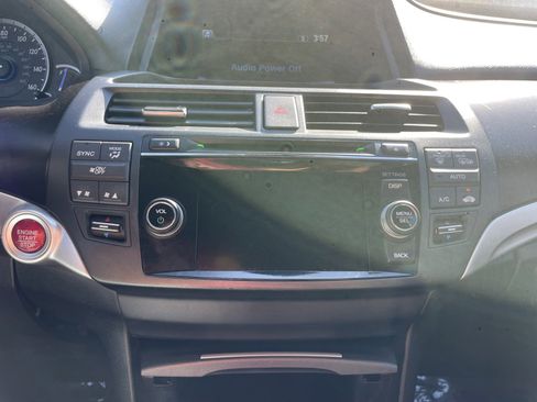 Used 2014 Honda Crosstour EX-L image 19