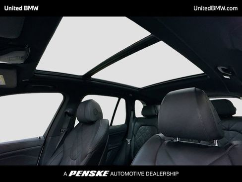 Used 2024 BMW X5 xDrive40i w/ Premium Package AWD/4WD image 12