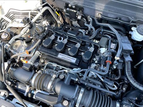 Used 2018 Honda Accord Sport image 32